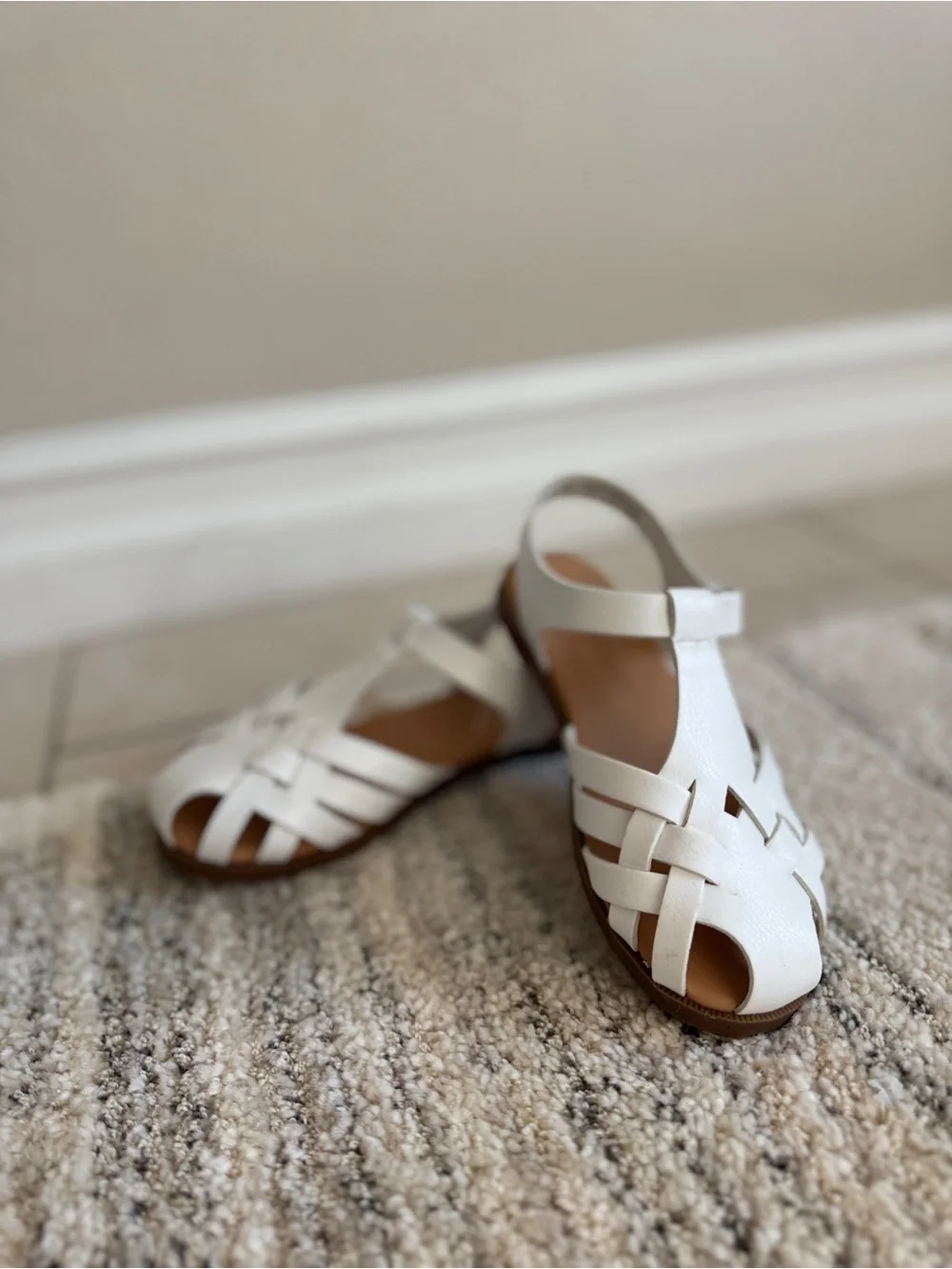 Kids White Leather Fisherman Sandals - Classic Summer Style